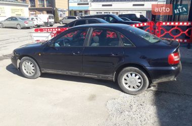 Седан Audi A4 1999 в Измаиле