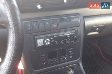 Седан Audi A4 1999 в Измаиле