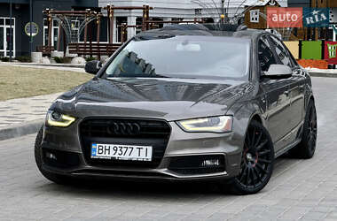 Седан Audi A4 2014 в Одесі