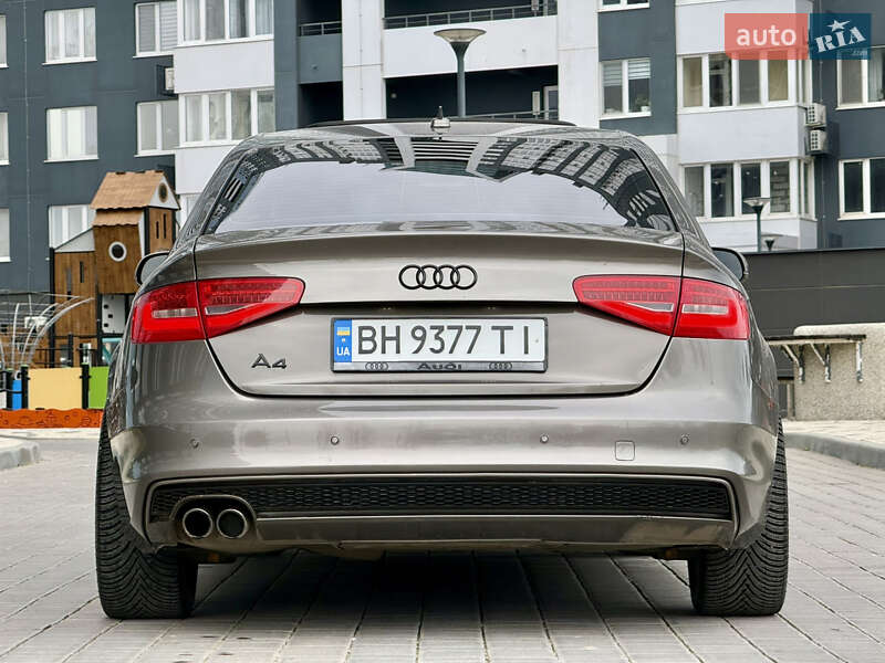 Седан Audi A4 2014 в Одесі
