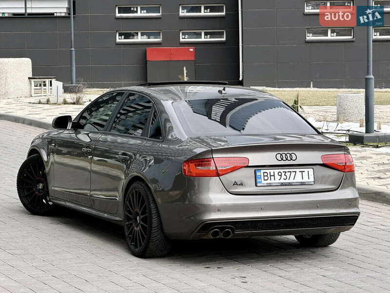 Седан Audi A4 2014 в Одесі