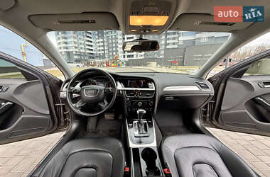 Седан Audi A4 2014 в Одесі