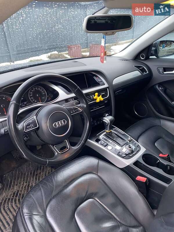 Седан Audi A4 2015 в Івано-Франківську