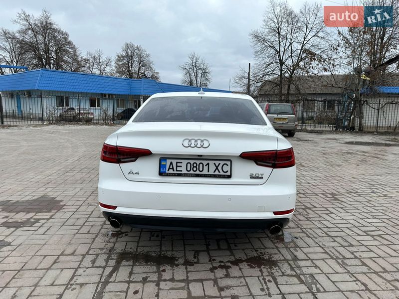 Седан Audi A4 2016 в Запорожье
