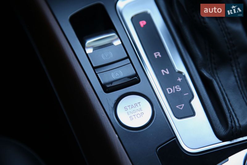 Универсал Audi A4 2012 в Харькове