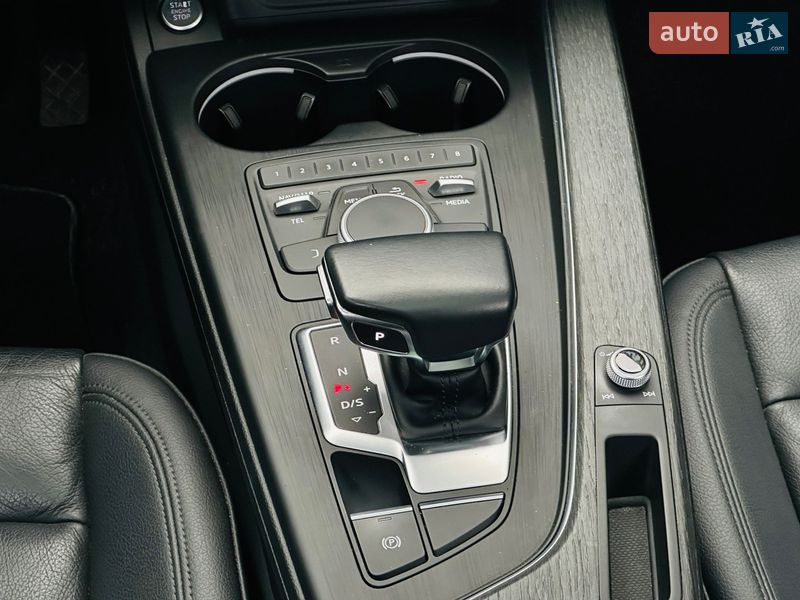 Седан Audi A4 2017 в Харкові