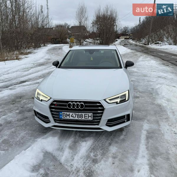 Седан Audi A4 2017 в Глухове