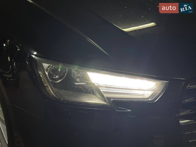 Седан Audi A4 2016 в Днепре
