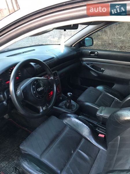Универсал Audi A4 1997 в Черновцах