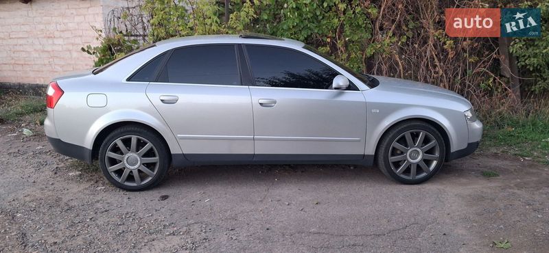 Седан Audi A4 2003 в Кривом Роге