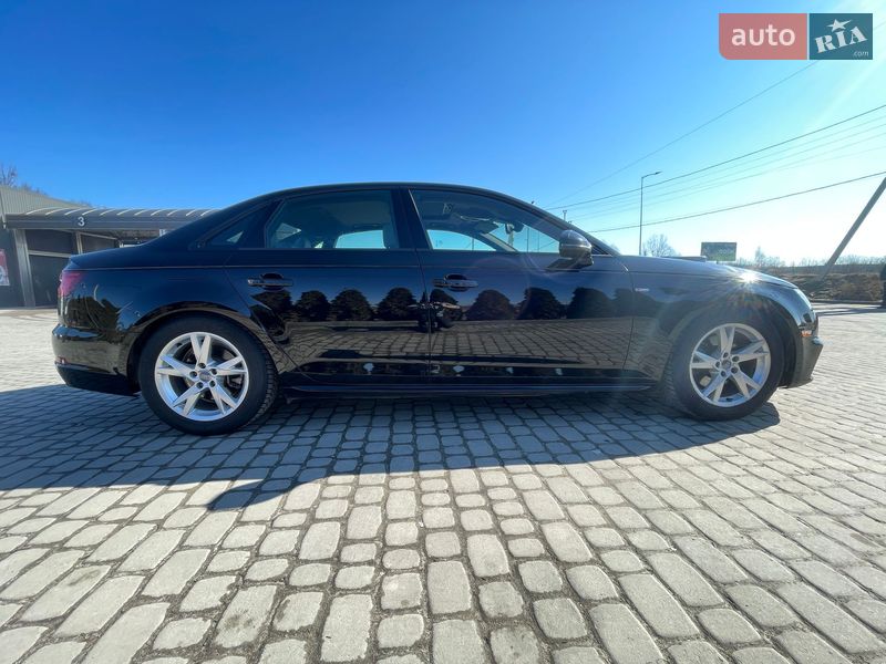 Седан Audi A4 2018 в Львове