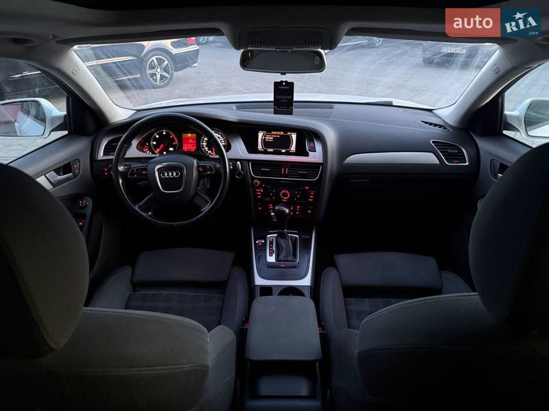 Универсал Audi A4 2010 в Дрогобыче
