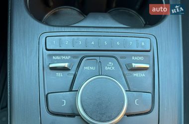 Седан Audi A4 2017 в Львове