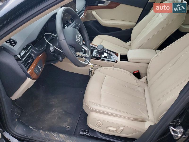 Седан Audi A4 2023 в Ивано-Франковске
