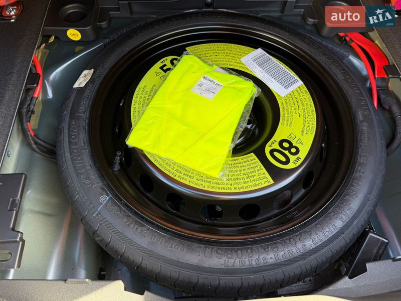 Седан Audi A4 2022 в Киеве