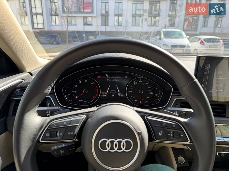 Седан Audi A4 2022 в Киеве
