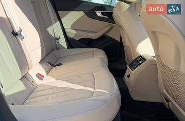 Седан Audi A4 2022 в Киеве