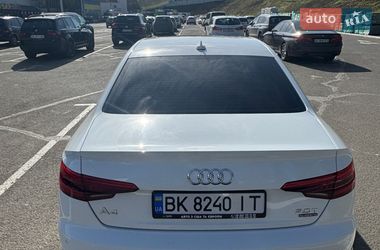 Седан Audi A4 2016 в Луцке