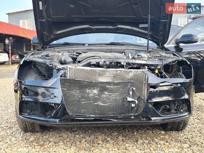 Седан Audi A4 2015 в Стрию