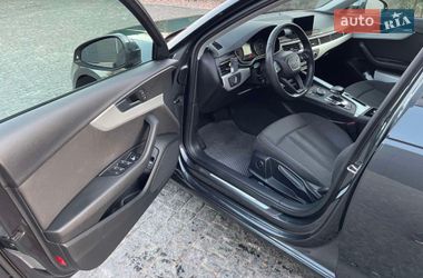 Седан Audi A4 2018 в Киеве