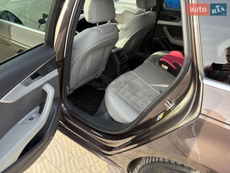 Универсал Audi A4 2018 в Львове
