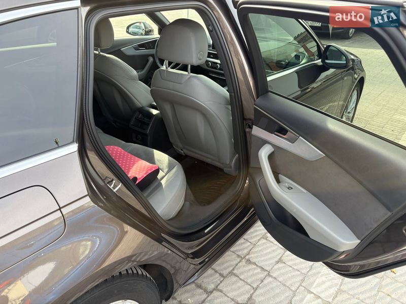 Универсал Audi A4 2018 в Львове