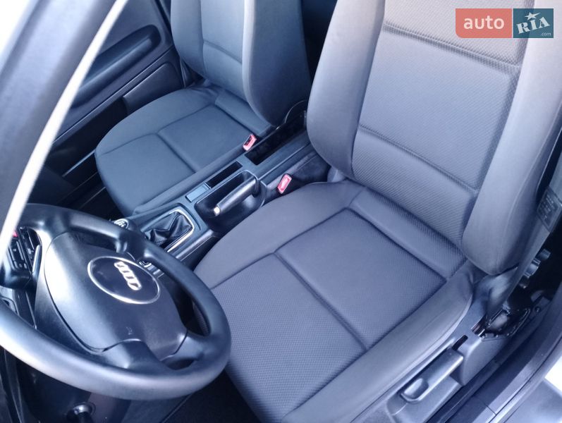 Седан Audi A4 2002 в Тернополі