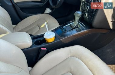 Седан Audi A4 2012 в Луцке
