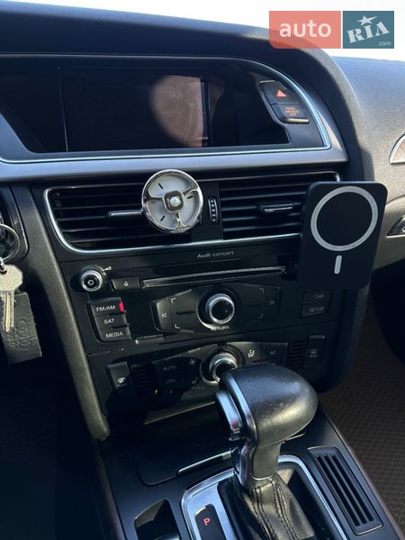 Седан Audi A4 2012 в Луцьку