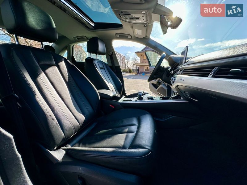 Седан Audi A4 2018 в Києві