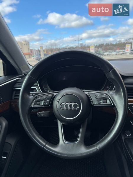 Седан Audi A4 2017 в Киеве