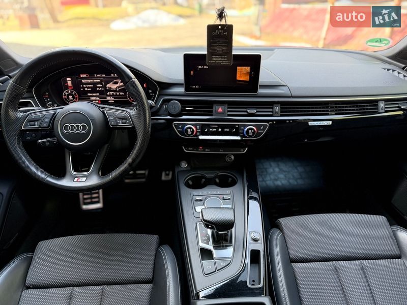 Універсал Audi A4 2016 в Луцьку