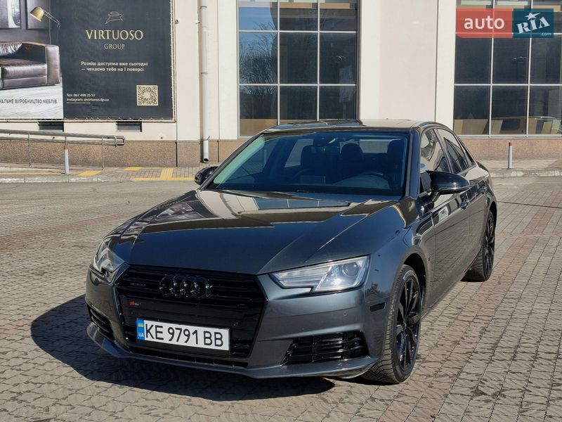 Седан Audi A4 2016 в Дніпрі