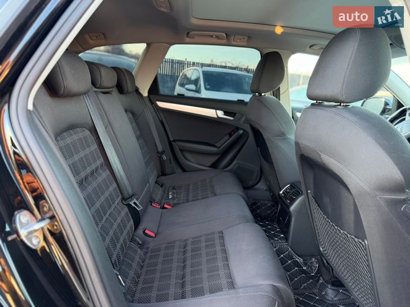 Універсал Audi A4 2012 в Сарнах