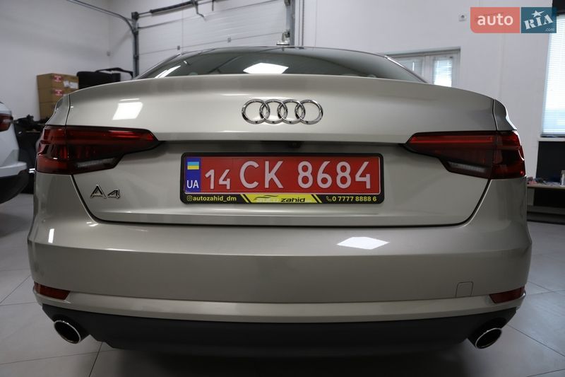 Седан Audi A4 2017 в Дрогобыче
