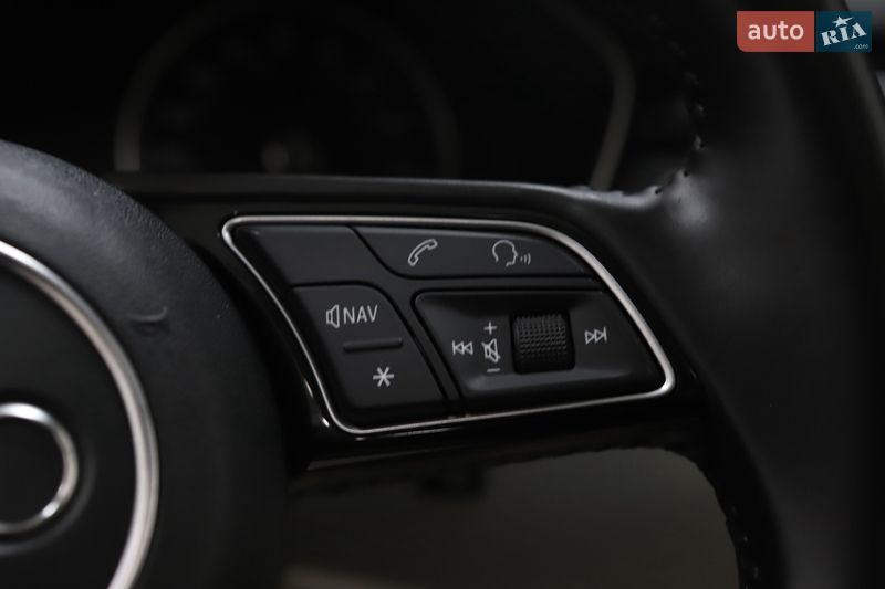Седан Audi A4 2017 в Дрогобыче