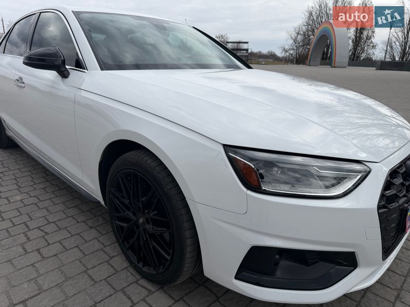 Седан Audi A4 2019 в Запорожье