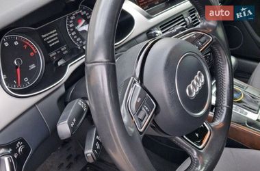 Седан Audi A4 2014 в Днепре