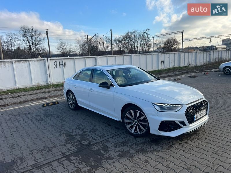 Седан Audi A4 2020 в Киеве