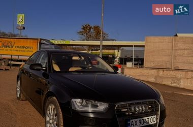 Седан Audi A4 2012 в Харкові