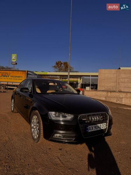 Седан Audi A4 2012 в Харкові