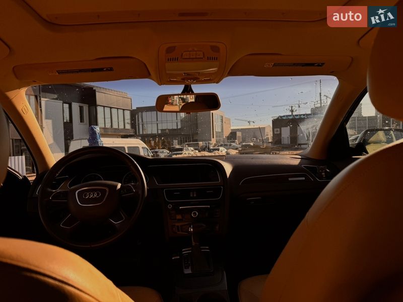Седан Audi A4 2012 в Харкові