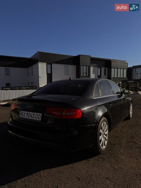 Седан Audi A4 2012 в Харкові