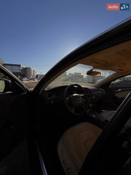 Седан Audi A4 2012 в Харкові