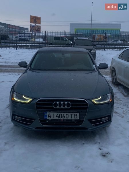 Седан Audi A4 2013 в Киеве