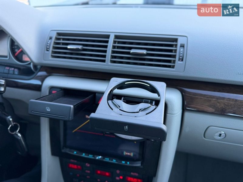 Седан Audi A4 2006 в Володимирі