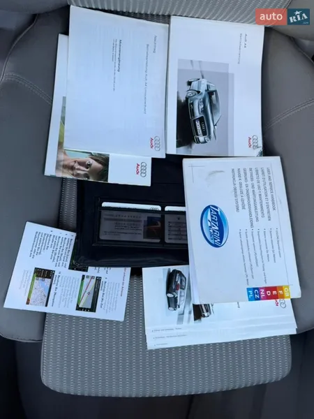 Седан Audi A4 2006 в Володимирі документ