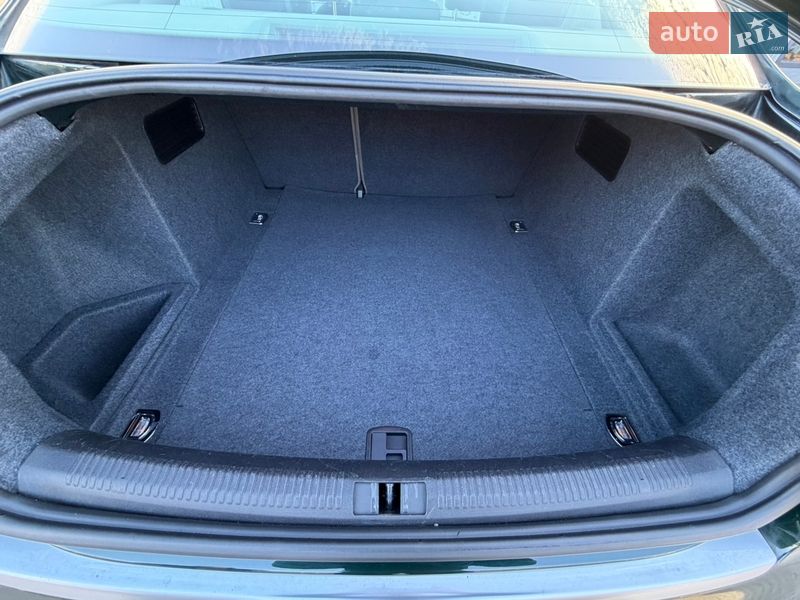 Седан Audi A4 2006 в Володимирі