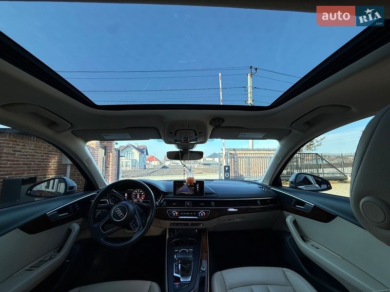 Седан Audi A4 2018 в Львові