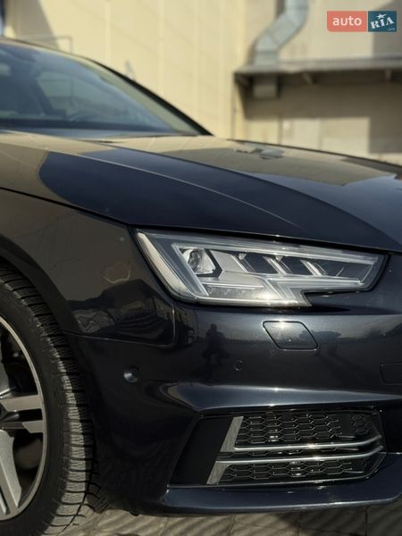 Седан Audi A4 2016 в Львові